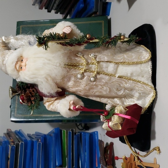 HOLIDAY CHRISTMAS TREE TOPPER - Picture 13 of 17